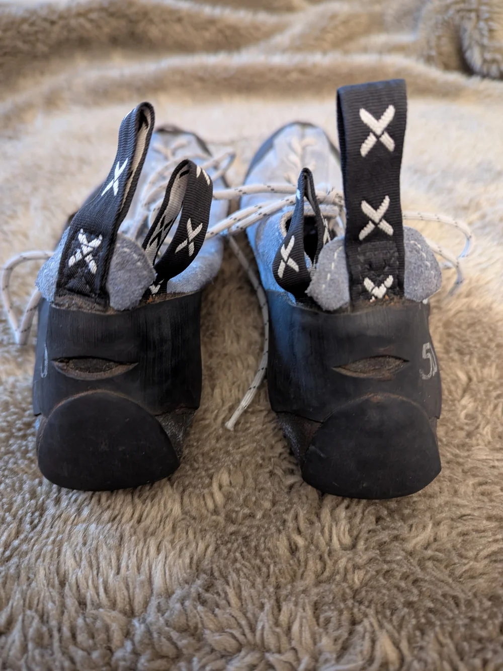 Vintage Five Ten XX Lace-Up Climbing Shoes - Unisex